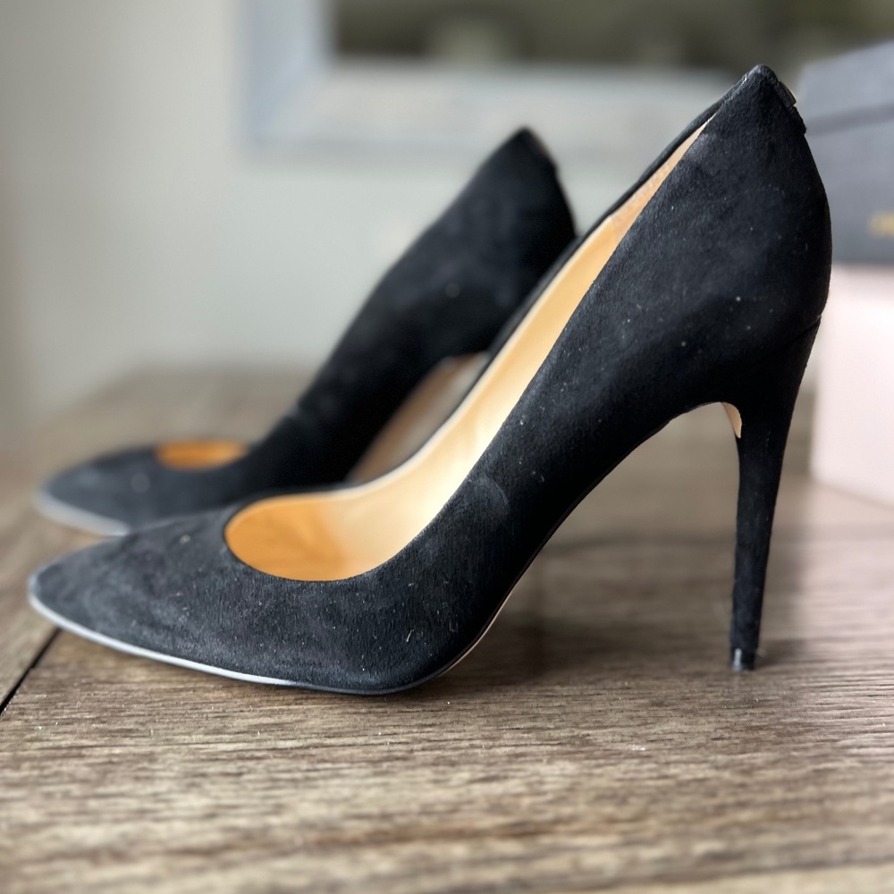 Ivanka trump pumps